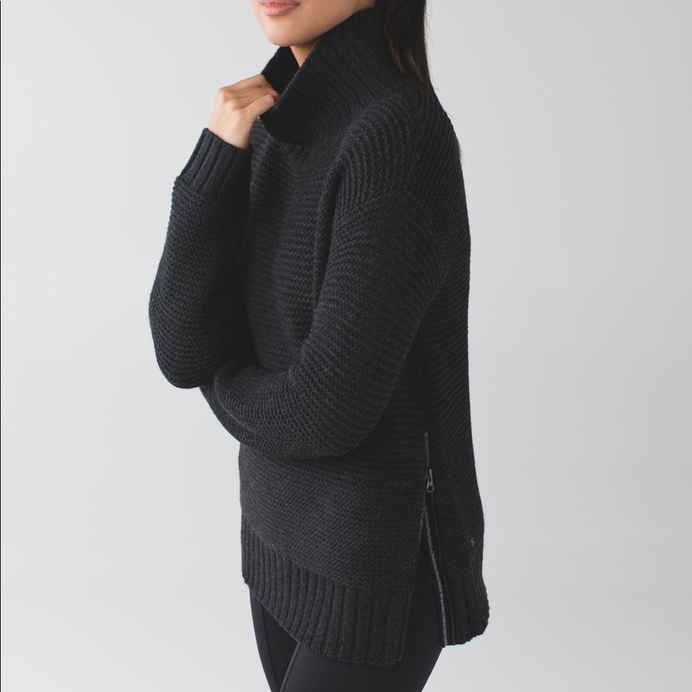 Lululemon Karma Kurmasana Sweater size 6